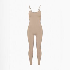 TnAction TnaBUTTER™ | Rhythm Lella
Scoop-neck jumpsuit